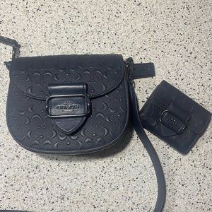 Coach purse and wallet set
